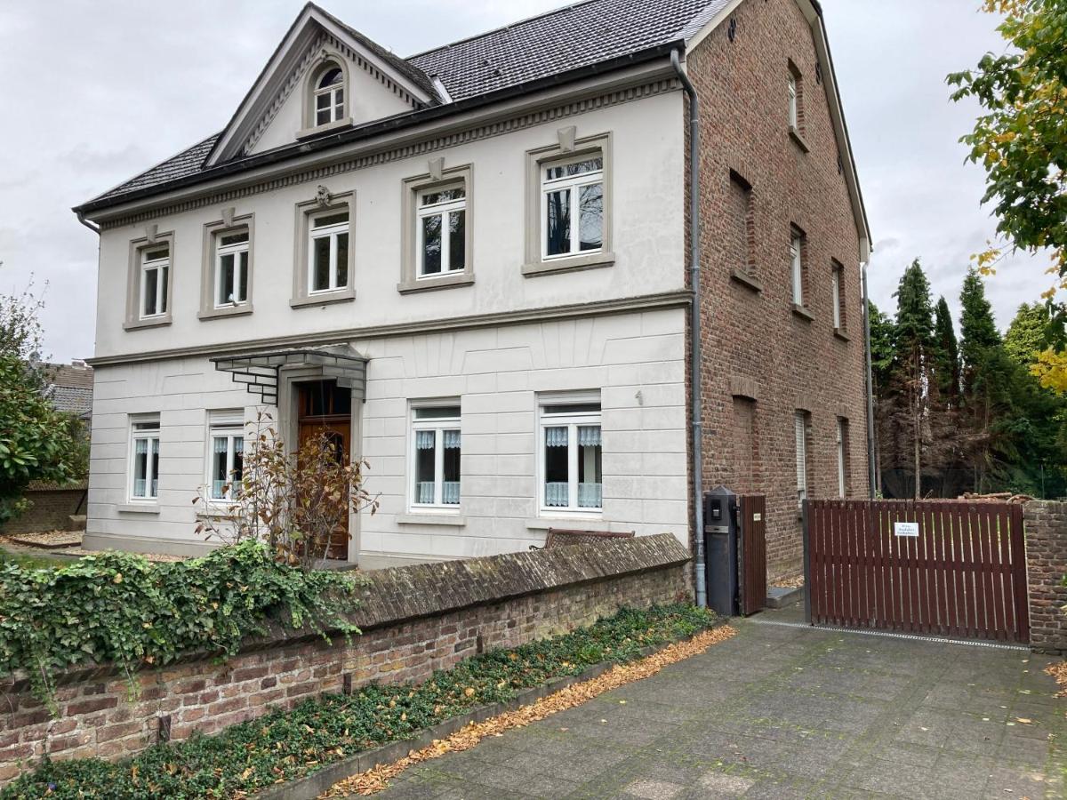 Im Alten Pastorat Grevenbroich Eksteriør bilde